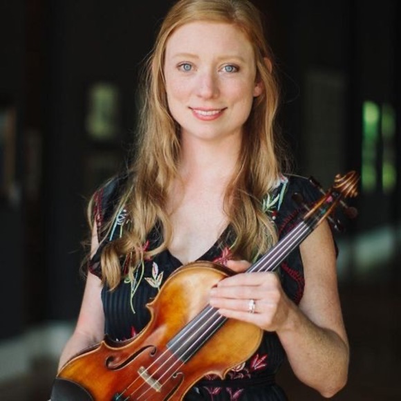 Meet your Posher, Caitlin - Picture 1 of 1